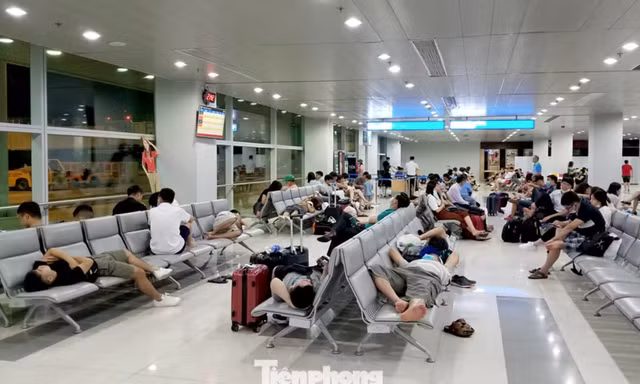 Từ ngày 1/7, khách bị chậm, hủy chuyến bay được bồi thường thế nào? 