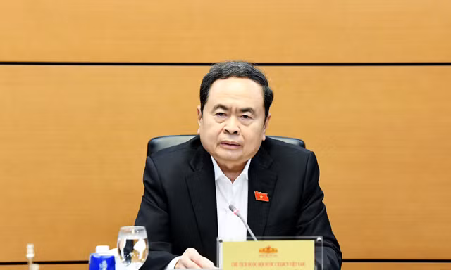 Chủ tịch Quốc hội nhấn mạnh vai trò 'trục xương sống' của nhiệm kỳ mới