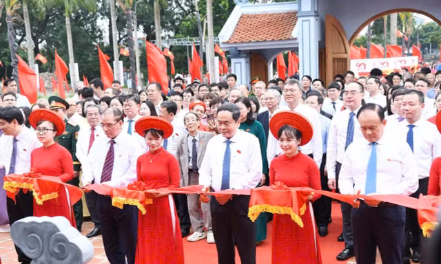 Khánh thành Khu lưu niệm Trưởng Ban Thường trực Quốc hội Bùi Bằng Đoàn
