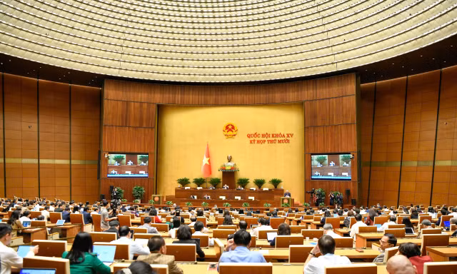 Quốc hội thảo luận về xử lý ô nhiễm môi trường 