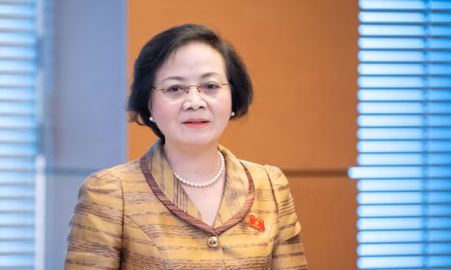 Phó Thủ tướng: Nghiêm túc rút kinh nghiệm vụ ‘yêu cầu cụ 97 tuổi đến phường làm thủ tục’