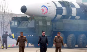 Chủ tịch Kim Jong-un tuyên bố Triều Tiên sở hữu 'vũ khí bí mật'