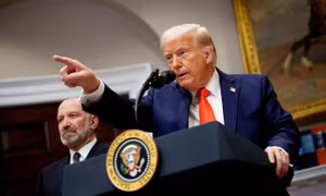 Tổng thống Mỹ Trump cảnh báo Iran đối mặt hậu quả nghiêm trọng nếu không mở cửa eo biển Hormuz