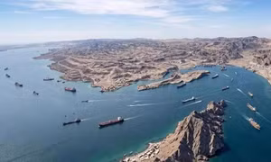 Oman và Iran đàm phán 'mở lối' cho eo biển Hormuz