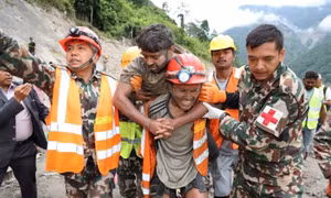 Nhân chứng kể lại 9 ngày sinh tồn trong hầm thuỷ điện sau trận lũ quét thảm khốc ở Nepal