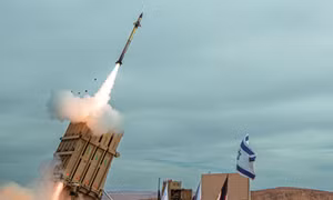 Israel tuyên bố sẽ tấn công các 'mục tiêu hàng đầu' Iran trong vài ngày tới