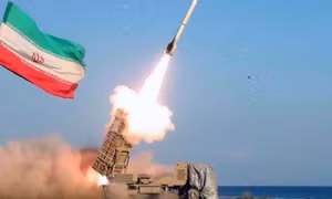 Iran mở rộng sản xuất vũ khí