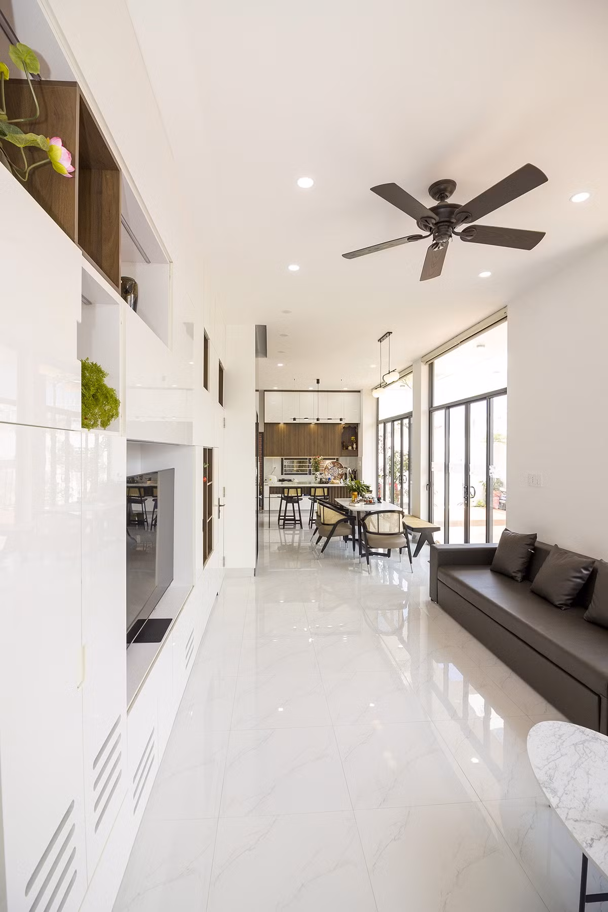 kienviet-hnamhouse-can-nha-don-tron-huong-dong-21.jpg
