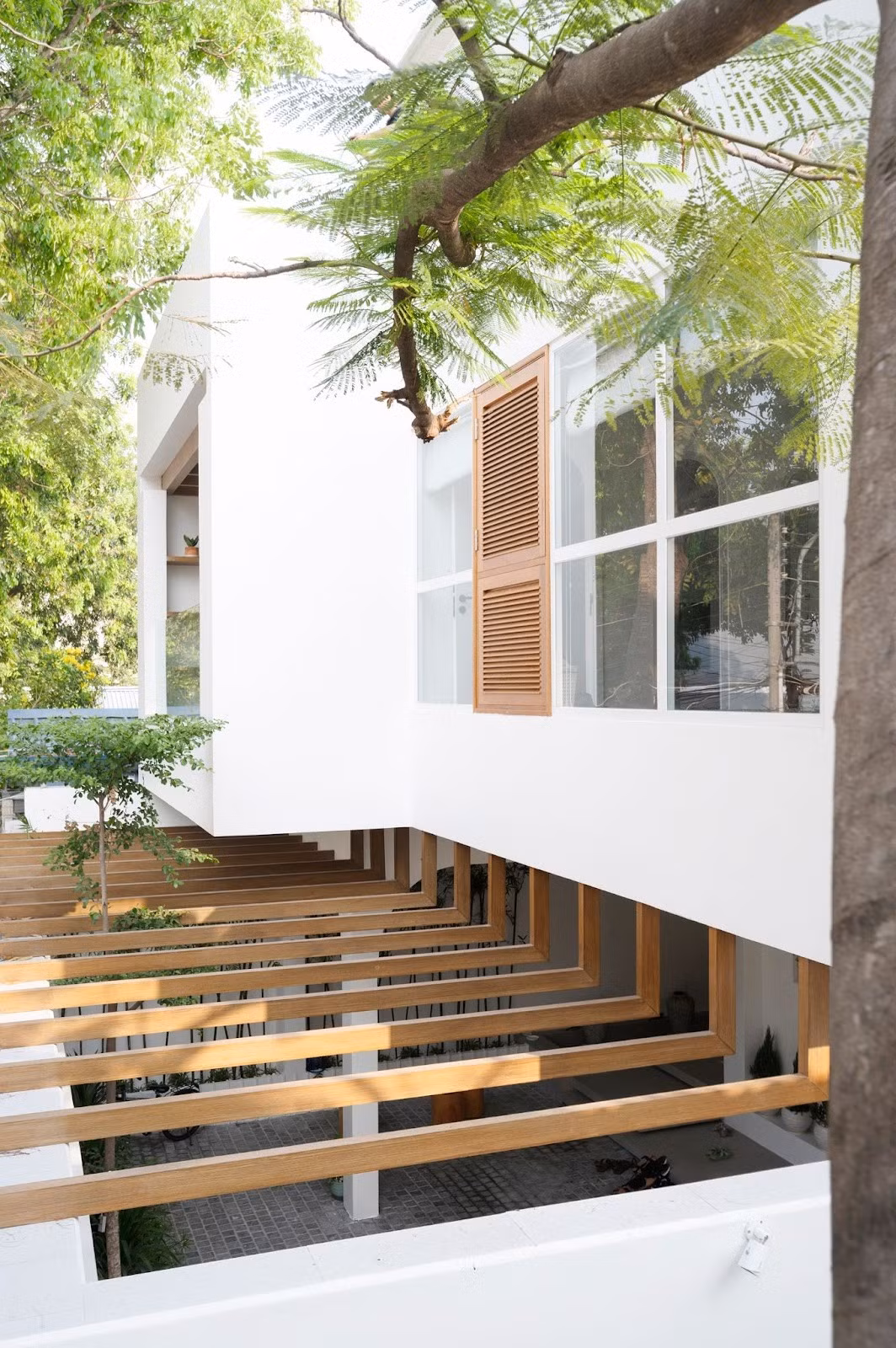 kavya-house-tinh-gian-an-nhien-giua-long-do-thi-pau-architects-8.jpg