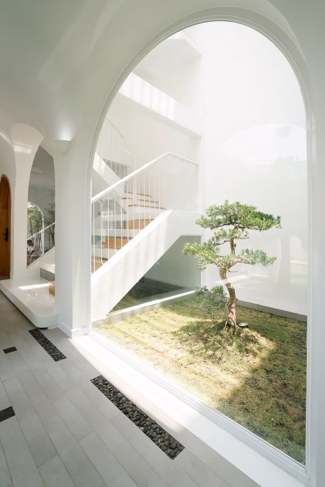 kavya-house-tinh-gian-an-nhien-giua-long-do-thi-pau-architects-5.jpg