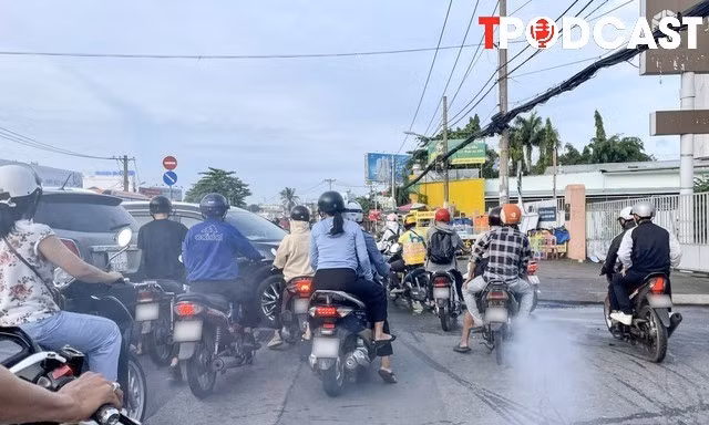 NÓNG 3/12: Chuyên gia nói về xử phạt phương tiện xả thải vượt chuẩn qua camera giám sát