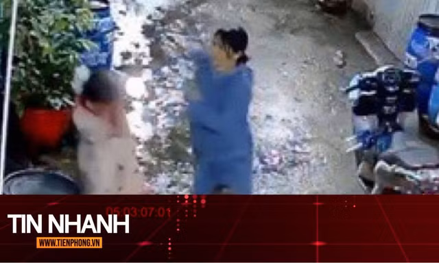 TIN NHANH: Danh tính người phụ nữ nhổ nước bọt, đánh vào mặt cháu bé 10 tuổi gây bức xúc