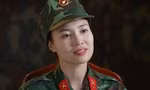 Ninh Dương Lan Ngọc rời Sao nhập ngũ