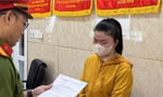 Khởi tố nữ tiểu thương buôn bán hàng ngàn bao thuốc lá lậu