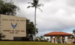 Trước căn cứ không quân Mỹ trên đảo Guam. (Ảnh: Reuters)