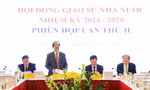 Một ứng viên làm đơn xin rút công nhận chức danh Phó giáo sư