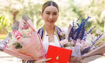 Nữ tỷ phú chuyển giới Thái Lan nhận bằng tiến sĩ danh dự 