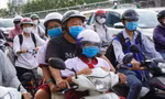 Nhiều tuyến đường ở TPHCM kẹt xe kéo dài ngày đầu học sinh tựu trường