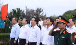 Chủ tịch nước tin tưởng đảo Phú Quý sẽ ngày càng giàu đẹp, văn minh
