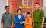 Nam sinh nhờ công an tìm người đánh rơi hàng chục triệu đồng