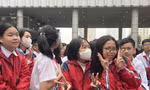 Thi tuyển lớp 10: Giảm áp lực cho học sinh