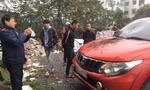 Liên tiếp chậu cây, dao, cờ lê, máy khoan rơi từ chung cư cao tầng tại Hà Nội