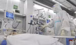TPHCM 24/7: Ca COVID-19 tăng vọt, có người tử vong; Tin mới vụ bỏ thi thể mẹ ngoài đường
