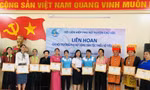 Khen thưởng phụ nữ tiêu biểu ở Cao Lộc.