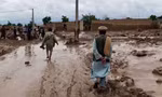 Hàng trăm người chết trong trận lũ quét thảm khốc xảy ra ở nhiều tỉnh của Afghanistan. (Ảnh: AP)