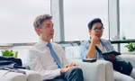 Đại sứ EU tại Việt Nam Julien Guerrier trong cuộc gặp các phóng viên ngày 3/5. (Ảnh: Thu Loan)