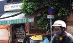 Nhà vệ sinh công cộng biến tướng ở TPHCM