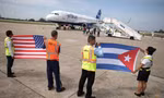 Một chiếc máy bay JetBlue ở sân bay Abel Santamaria của Cuba năm 2016. (Ảnh: Reuters)