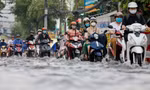 Mưa lớn kéo dài tại TPHCM và Nam Bộ