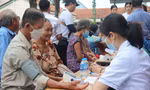 ‘Tiền Phong chung tay vì Sức khỏe Cộng đồng’ đến với người dân khó khăn tại Long An
