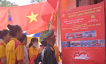 Triển lãm Quốc kỳ Việt Nam 'Non sông liền một dải'