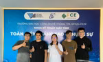 Nhóm sinh viên trường ĐH Công nghệ thông tin tham dự Chung kết cuộc thi lập trình quốc tế