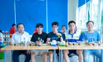 Giám đốc ĐHQG TP. HCM ăn trưa tại ‘bếp ăn chia sẻ’ cùng sinh viên