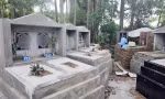 Chủ tịch Hà Nội yêu cầu xử lý vi phạm xây mộ giả trong nghĩa trang