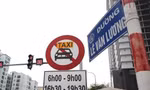 Ðường Lê Văn Lương với hàng loạt dự án nâng tầng. Ảnh: Ngọc Mai