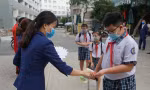 ‘Học sinh TPHCM chuẩn bị dừng học trực tiếp’ là tin giả mạo