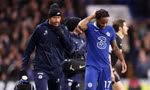 Họa vô đơn chí, Chelsea thua cay đắng Man City