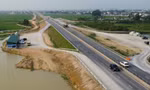 Cao tốc Bắc - Nam tiếp tục 'vỡ' tiến độ xây trạm dừng nghỉ 