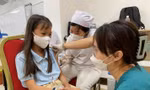 Trẻ bị gián đoạn tiêm ngừa COVID-19, Bộ Y tế lên tiếng