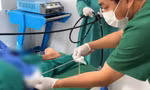 Sán dài 1m 'cư ngụ' trong cơ thể nam thanh niên vì món ăn nhiều người Việt nghiện