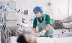 Nam thanh niên mất tinh hoàn sau tiếng nổ lớn