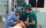 Kịp thời cứu bé trai nguy kịch vì ngạt nước ao nhà