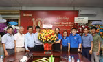 Thành Đoàn TPHCM thăm, chúc mừng báo Tiền Phong nhân kỷ niệm 100 năm Báo chí cách mạng Việt Nam