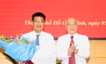 Trao quyết định của Ban Thường vụ Thành ủy TPHCM về công tác cán bộ