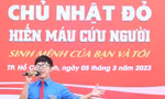 Thầy giáo 9x 'tiếp lửa' tại ngày hội hiến máu Chủ nhật Đỏ