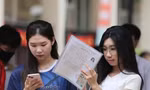 SAT 1500, IELTS 8.5 cũng lắc đầu với đề thi tốt nghiệp tiếng Anh